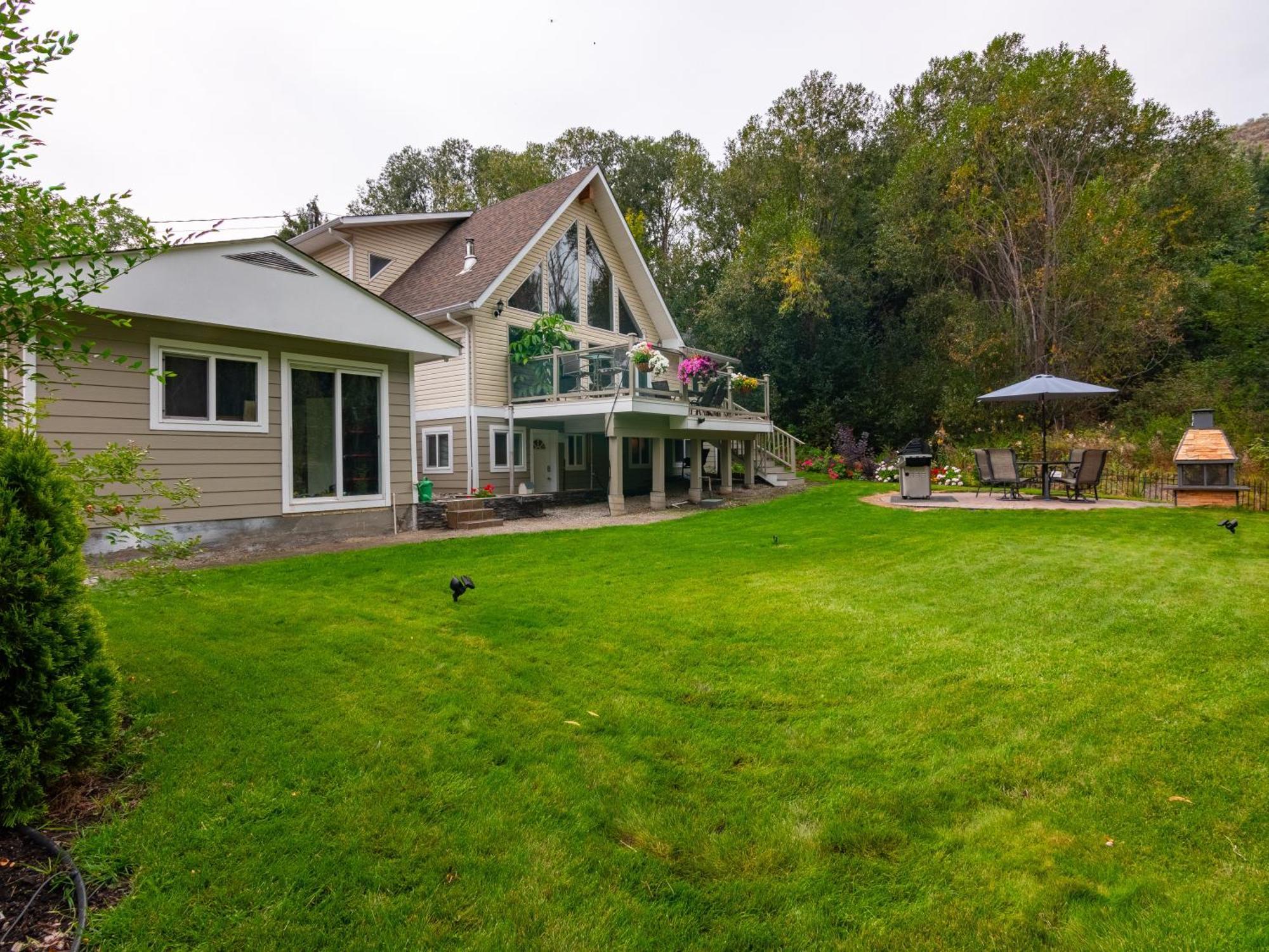 Steller Jay Hollow Summerland Extérieur photo